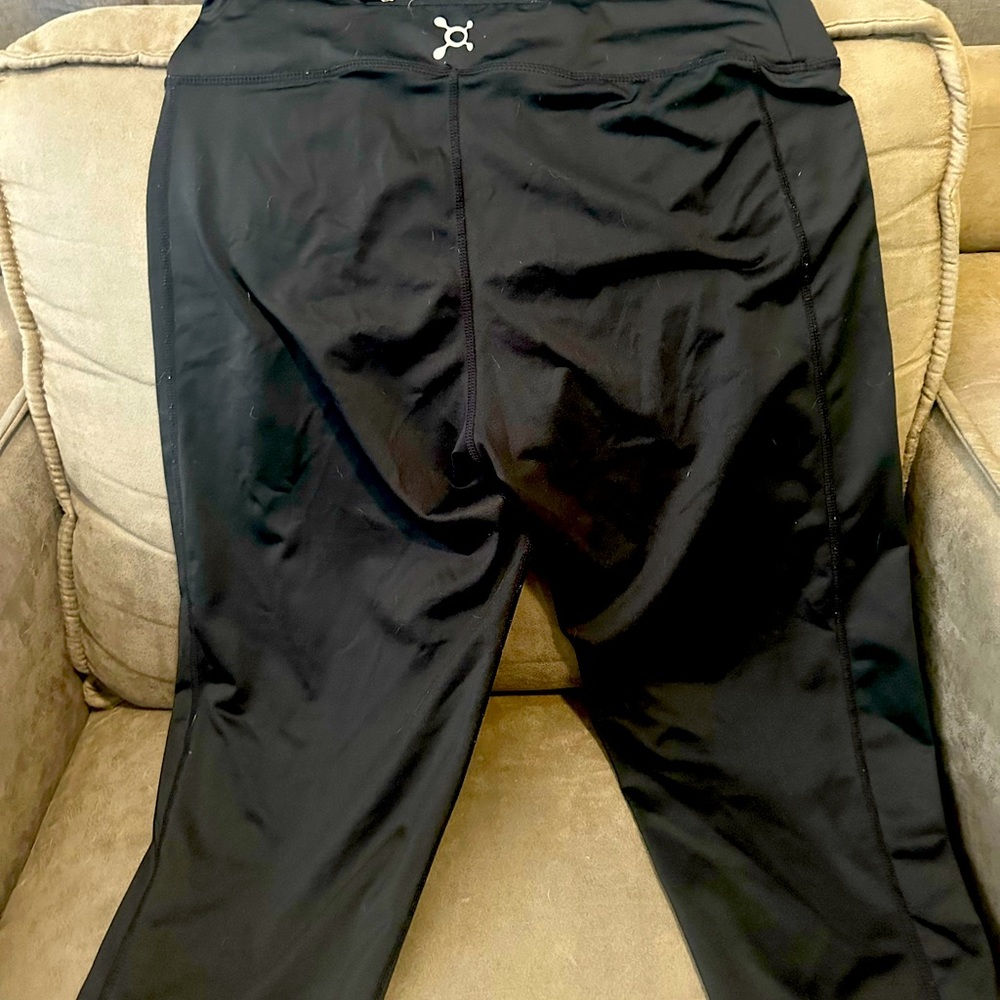 Orangetheory 3/4 Leggings